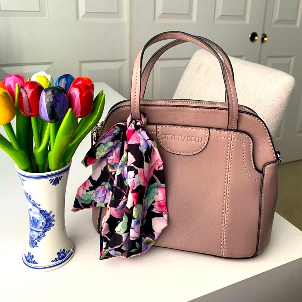 Steve Madden Mauve Carry by handles or over the shoulder